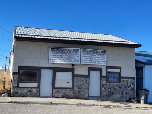 105 S Piegan St, Browning, MT, 59417-5190 | Card Image