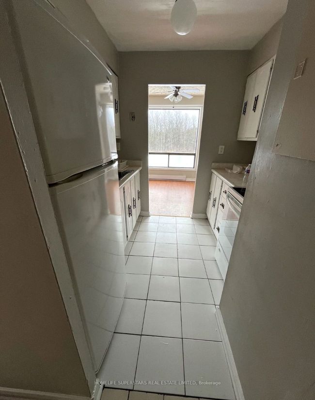 3 - 5051 Baseline Rd, Home with 2 bedrooms, 1 bathrooms and 1 parking in Sutton West ON | Image 11