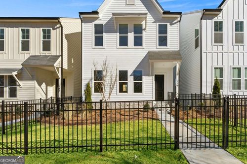 779 Auguste Ave, Scottdale, GA, 30079-3401 | Card Image