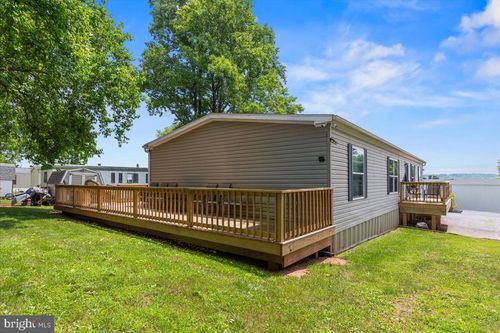 28 Oak Knoll Est, ELIZABETHTOWN, PA, 17022-8942 | Card Image