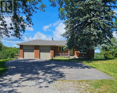 6370 Hillsdale Dr, Stouffville, ON, L4A3B8 | Card Image