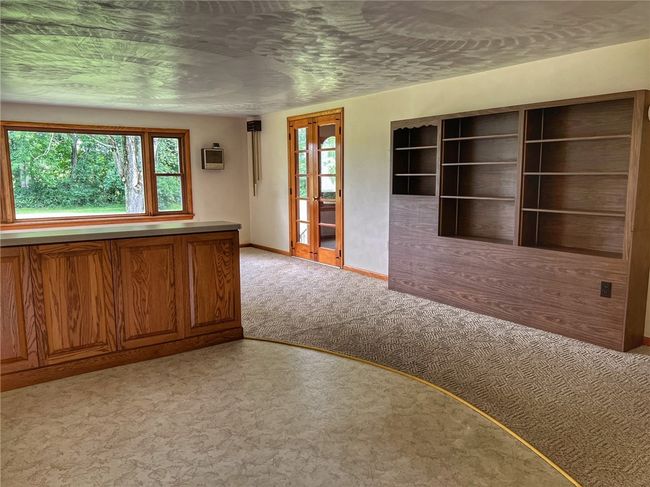 Breakfast area right off the kitchen | Image 8