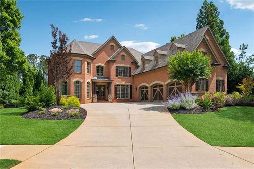 560 Arcaro Dr, Milton, GA, 30004-3061 | Card Image