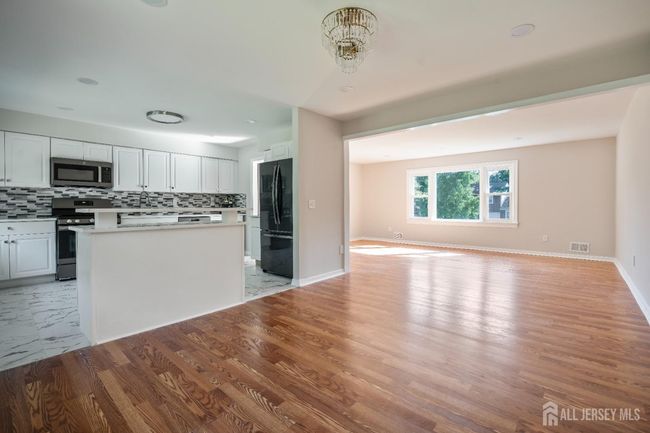 34 Hershey Rd, House other with 4 bedrooms, 3 bathrooms and null parking in East Brunswick NJ | Image 8