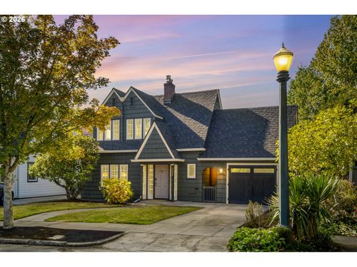 545 Se Peacock Ln, Portland, OR, 97214 | Card Image