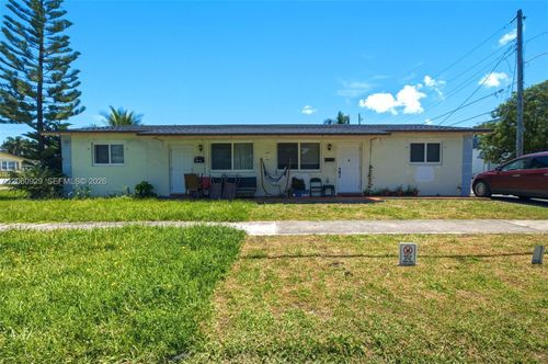 137 Ne 1st Ct, Dania Beach, FL, 33004-2816 | Card Image
