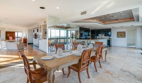 apt-1102-7887 Broadway, San Antonio, TX, 78209-2538 | Card Image