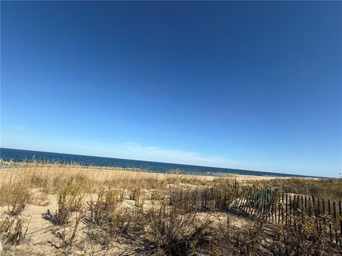 968 W Ocean View Ave, Norfolk, VA, 23503-1314 | Card Image