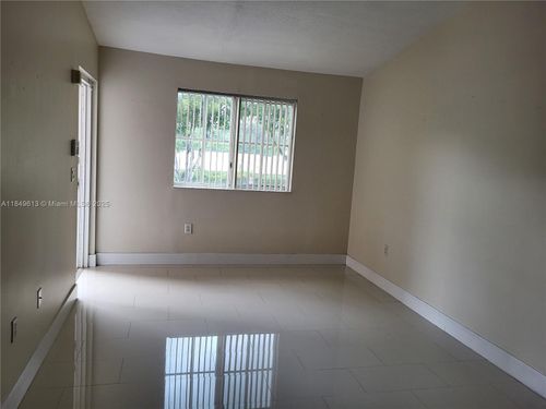 unit-205-1250 Se 28th Ct, Homestead, FL, 33035-2331 | Card Image