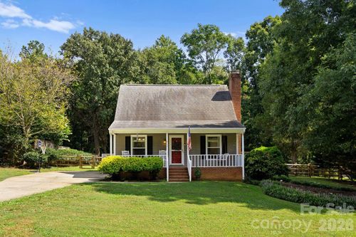 517 Forest Ln, Belmont, NC, 28012-9681 | Card Image