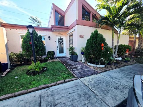 8500-8500 Nw 31st Ct, Sunrise, FL, 33351-8903 | Card Image