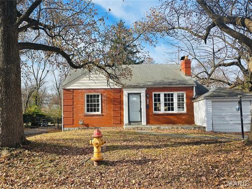 309 Newell Dr, Ferguson, MO, 63135-1857 | Card Image