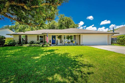102 E Oaklawn Dr, Thibodaux, LA, 70301-3843 | Card Image