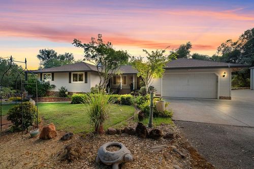 4540 Meadow Creek Rd, Placerville, CA, 95667-8995 | Card Image