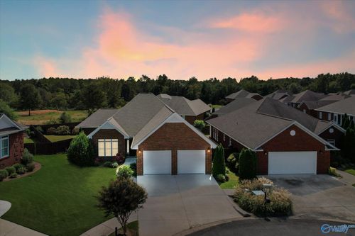 108 Canterbury Cir, Arab, AL, 35016-2717 | Card Image