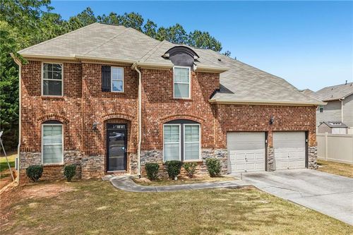 370 Windsor Way, Fairburn, GA, 30213-6496 | Card Image