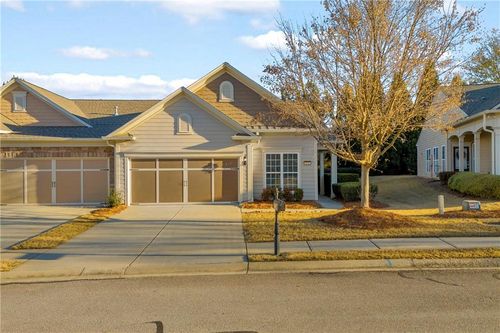 6116 Longleaf Dr, Hoschton, GA, 30548-8239 | Card Image