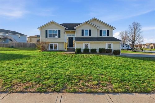 1203 Silver Maple Dr, Belton, MO, 64012-7813 | Card Image