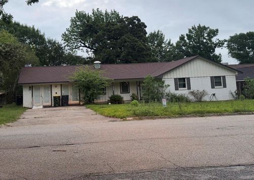 120 Parkgate, Conroe, TX, 77304-1766 | Card Image