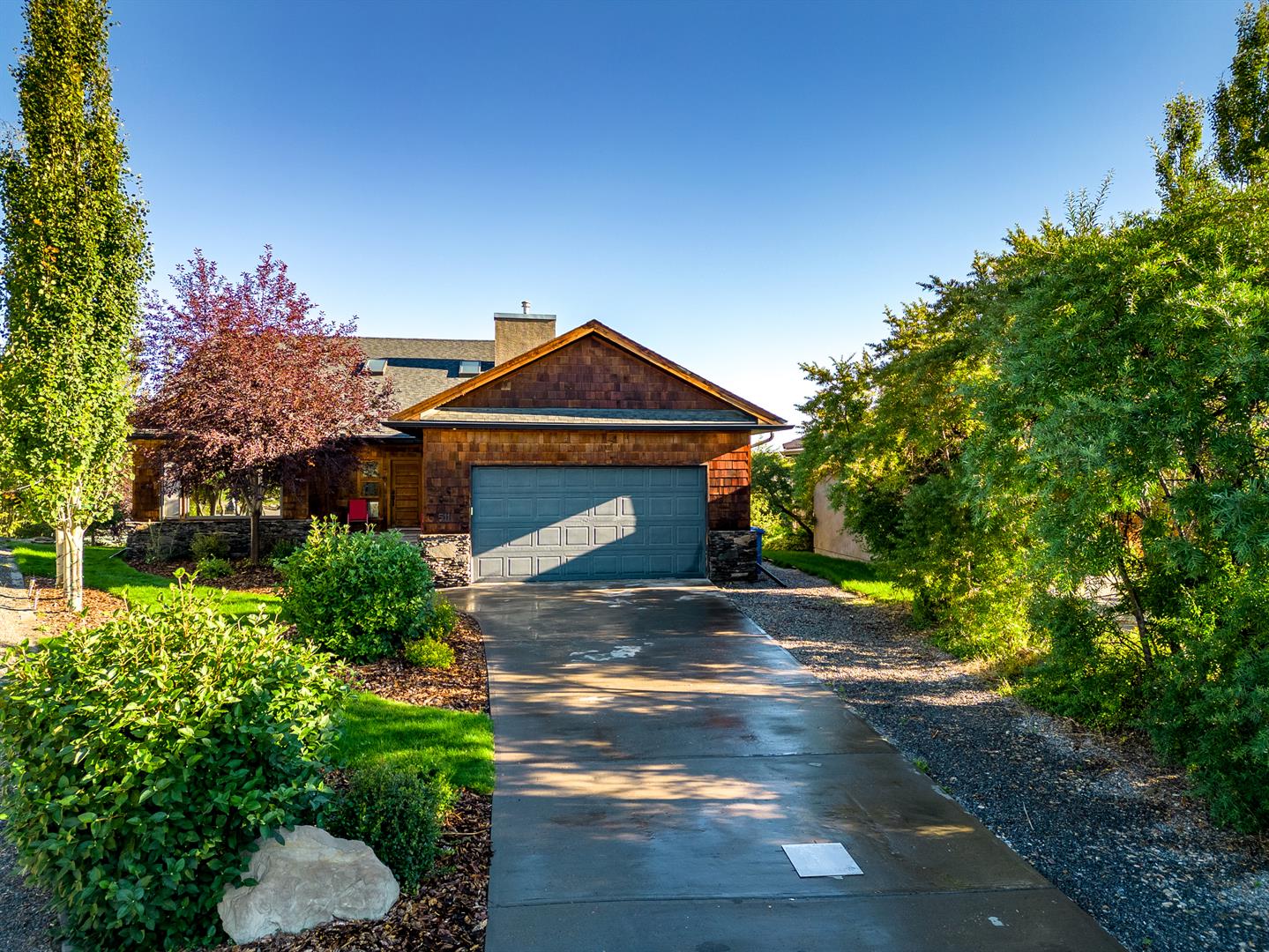511 Rodeo Ridge, Sold in Calgary - Zoocasa