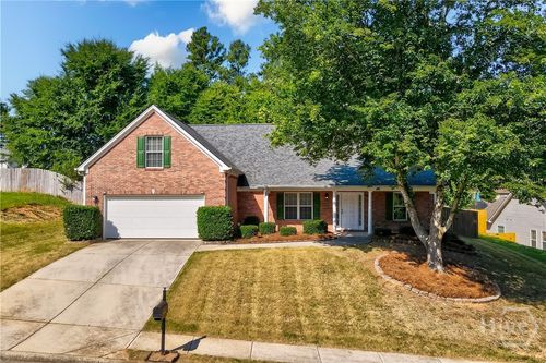 1095 Jasmine Dr, Jefferson, GA, 30549-9016 | Card Image