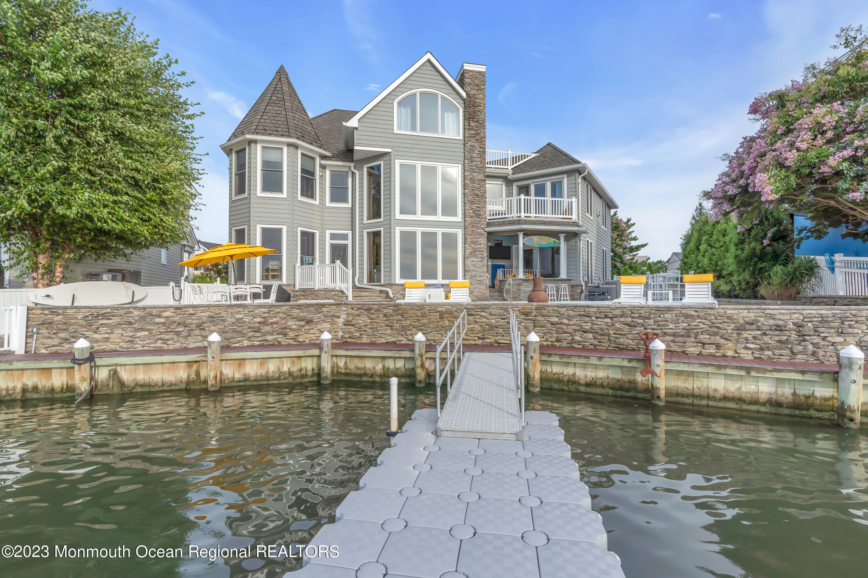 Captains Ct, Manasquan, NJ 08736