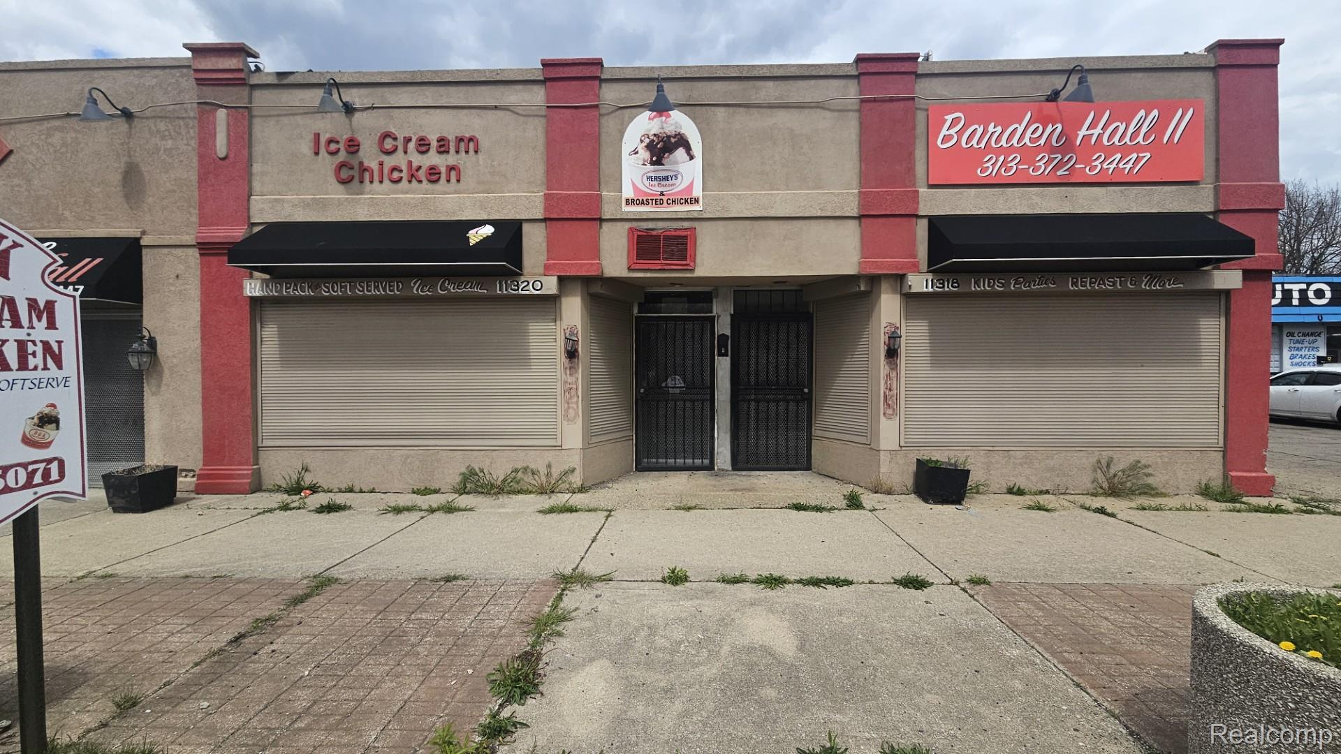 Commercial Sale in Detroit 3