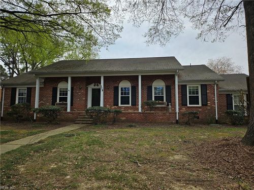 115 Myers Rd, Yorktown, VA, 23693-3228 | Card Image