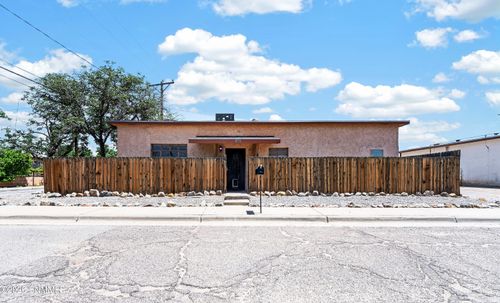 838 N Manzanita St, Las Cruces, NM, 88001-2249 | Card Image