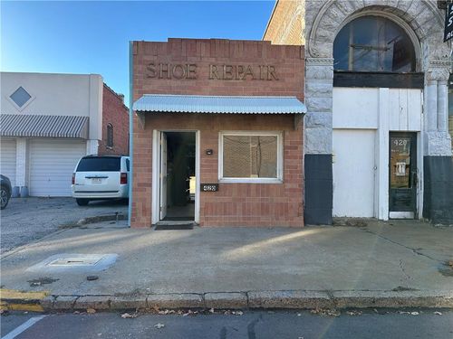 420 S Osage Ave, Sedalia, MO, 65301-4426 | Card Image