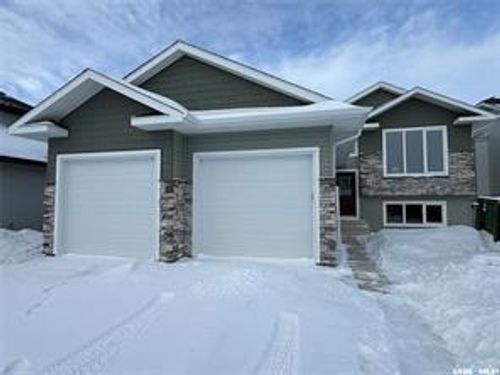 824 Woods Cres, Warman, SK, S0K4S4 | Card Image
