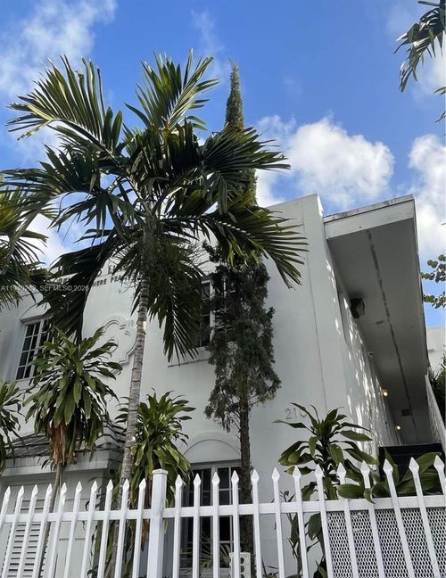 apt-4-210 Nw 16th St, MIAMI, FL, 33136-1834 | Card Image