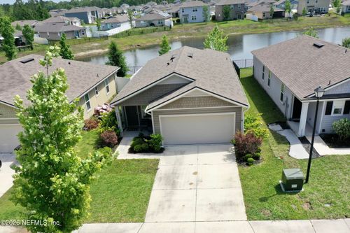 2385 Oak Stream Dr, GREEN COVE SPRINGS, FL, 32043-8647 | Card Image