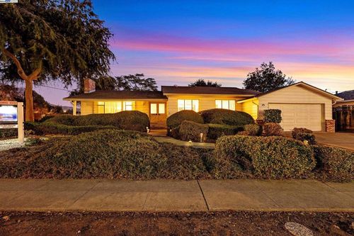 41506 Chadbourne Dr, Fremont, CA, 94539-4646 | Card Image