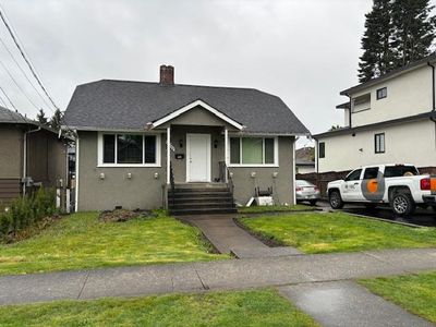 7986 15th Ave, House other with 4 bedrooms, 2 bathrooms and 4 parking in Burnaby BC | Image 1