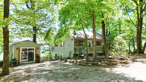 518 Rhododendron Rd, Hillsville, VA, 245343 | Card Image