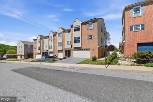 215 Birch St, WALNUTPORT, PA, 18088-1302 | Card Image