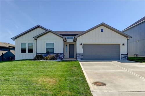 4761 S 22nd St, Leavenworth, KS, 66048-2409 | Card Image