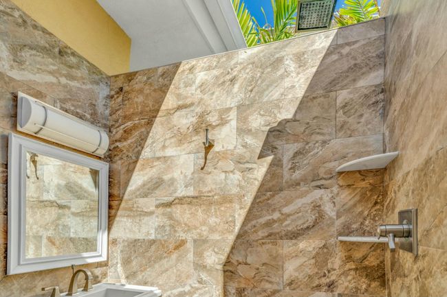Cabana Bathroom | Image 49