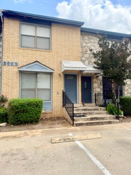 f-3009 Whisper Oaks Ln, Georgetown, TX, 78628-4221 | Card Image