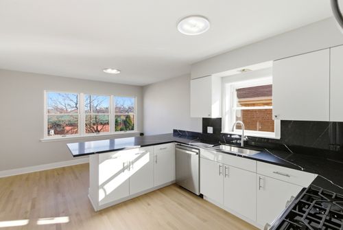 1215 Balmoral Ave, Westchester, IL, 60154-3693 | Card Image