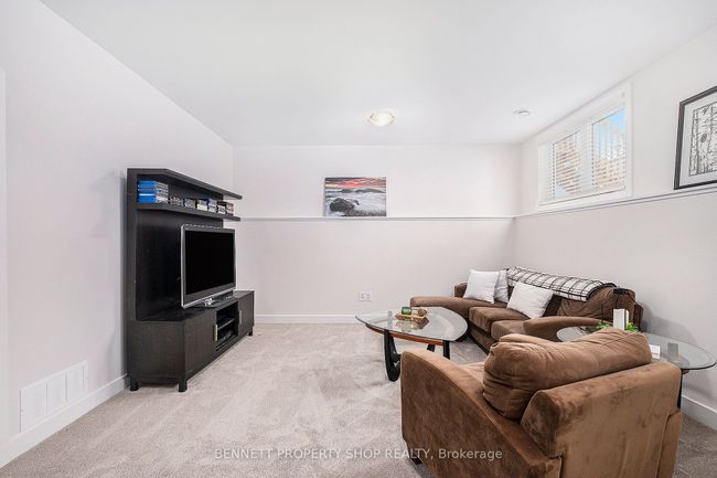 63 Whitcomb Cres, House attached with 3 bedrooms, 3 bathrooms and 2 parking in Smiths Falls ON | Image 21