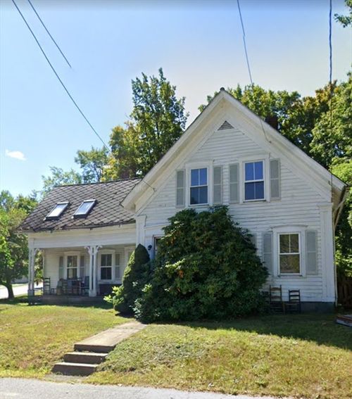 174 W Broadway, Gardner, MA, 01440-4142 | Card Image