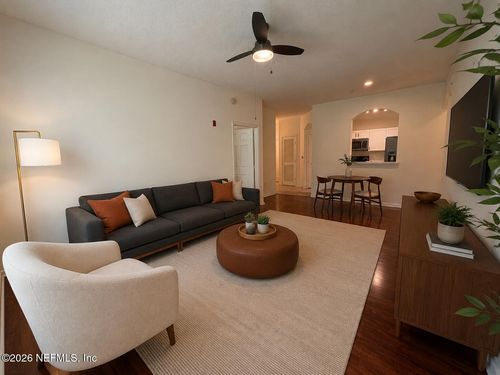 517-10550 Baymeadows Rd, Jacksonville, FL, 32256-4518 | Card Image