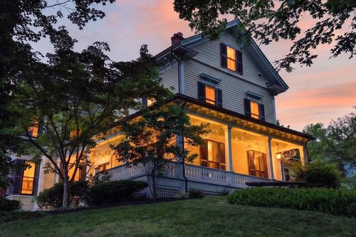55 Academy St, Arlington, MA, 02476-6435 | Card Image