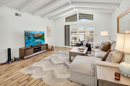 unit-64-1050 E Ramon Rd, Palm Springs, CA, 92264-7742 | Card Image