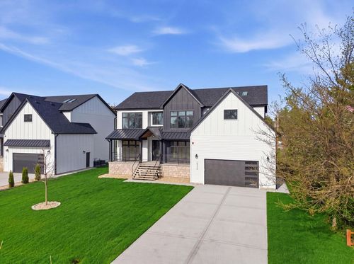 10226 S 81st Ave, Palos Hills, IL, 60465-1415 | Card Image