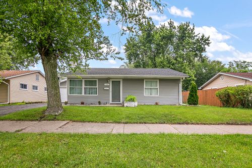 313 Dorsetshire Dr, Steger, IL, 60475-1913 | Card Image