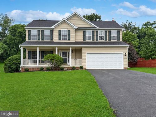 173 Sawgrass Dr, CHARLES TOWN, WV, 25414-5941 | Card Image