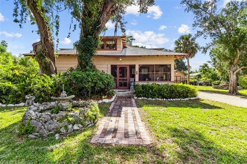 117 Tucker Ave, SARASOTA, FL, 34232-1909 | Card Image